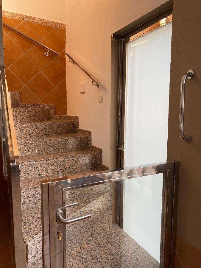 Apartamentos Maria Malaga Exterior photo